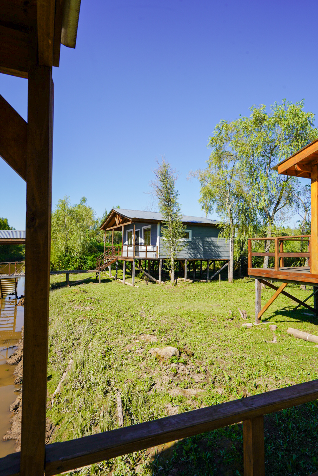 Vivienda sobre pilotes en Fregatas
